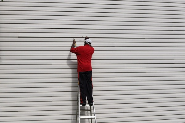 How To Install Siding On A House in Red Bluff CA