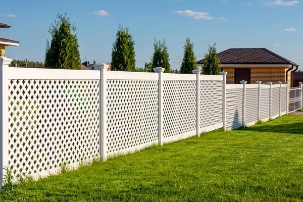 Professional Vinyl Fencing Red Bluff CA